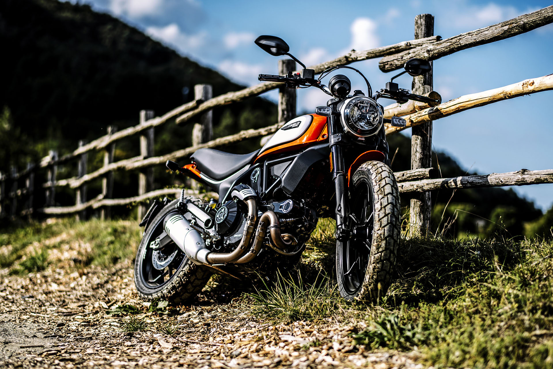 【m&c】ducati scrambler 800家族小改款发布