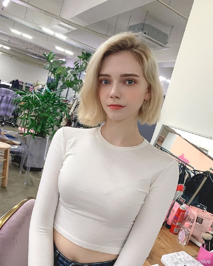 ins爆红的chloe!已从chuu离职!(视频图片大集合)