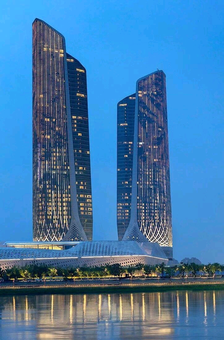 南京的地标性建筑之一—南京卓美亚酒店