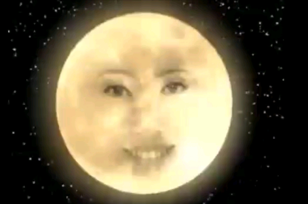 一个长着人脸的月球,出现日期为□月□日,通常情况下都为一个普通月亮