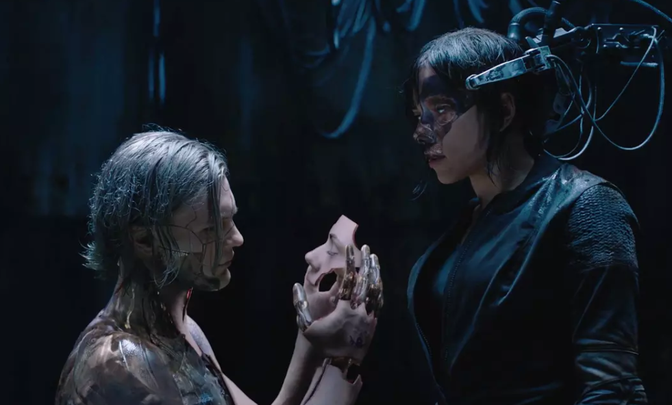 我觉得还不至于亏本, 它的整体改编的效果还是要强于《攻壳机动队》的