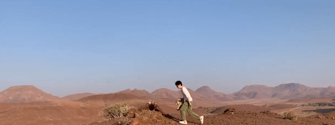 越过一座座荒凉的山丘,与你的温柔相逢