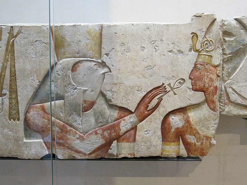 阿拜多斯神庙壁画,荷鲁斯神向拉美西斯二世递安卡十字章
