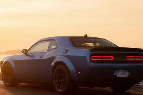 19款道奇挑战者srt hellcat redeye 道奇地狱猫性能跑车