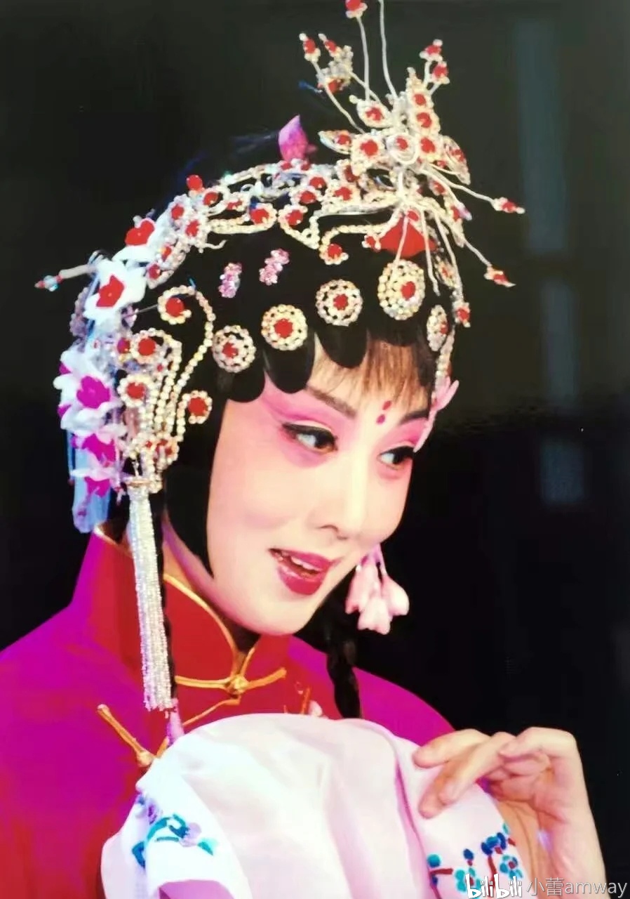 【图片贴】黄梅戏名家韩再芬早期剧照一组