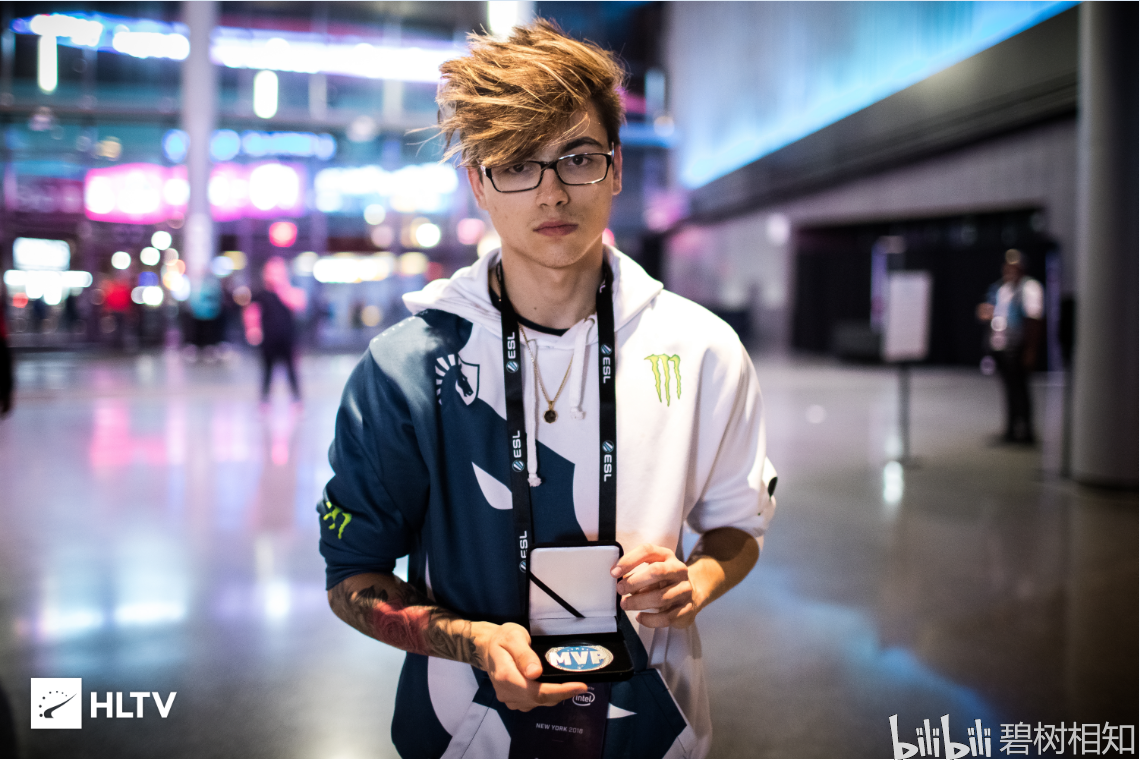 【3】esl one new york russel"twistzz"