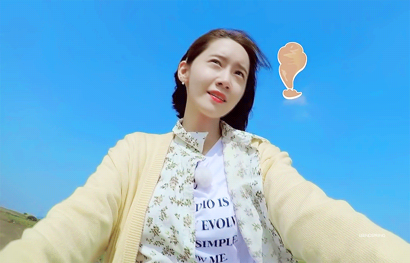 在大自然中的人间悦诗风吟林允儿