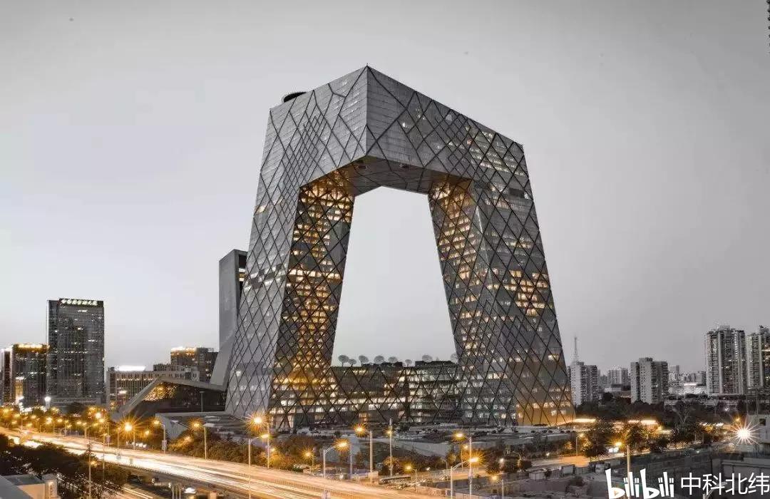 首都的大裤衩(如今大家早已见怪不怪了)