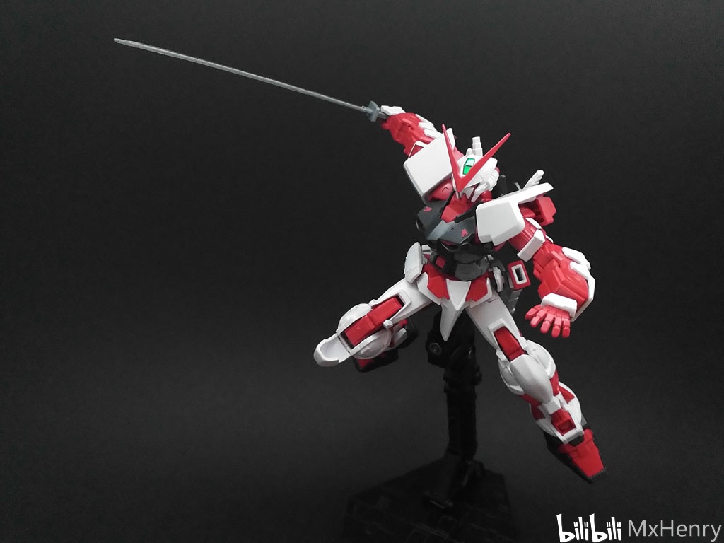 【模玩分享】万代hgseed mbf-p02 异端高达红色机飞行