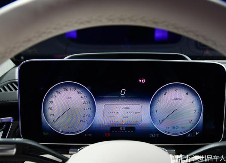 奔驰s级21款奔驰s400l升级改装裸眼3d数字仪表