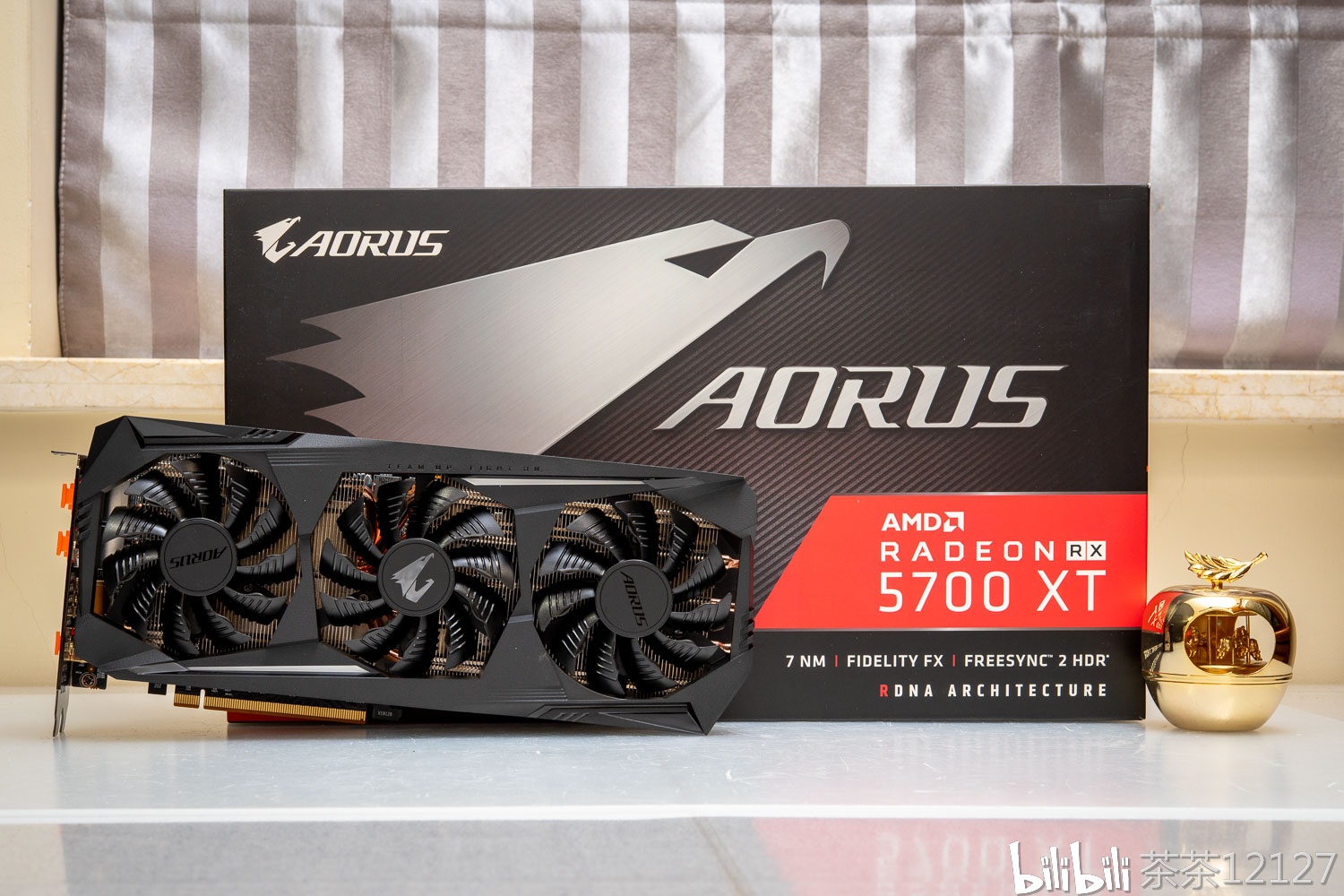 首先来看一下a卡的部分,技嘉 aorus radeon rx 5700 xt 8g.