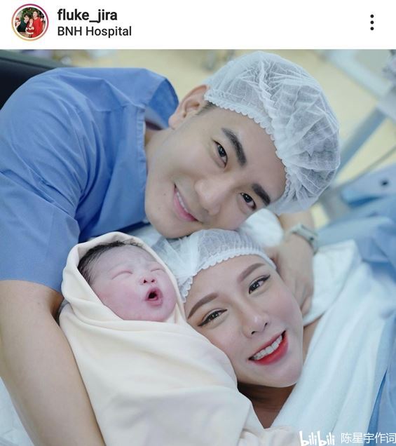 泰国演员fluke jira与老挝演员apple miniberry 2019年生下了女儿juni