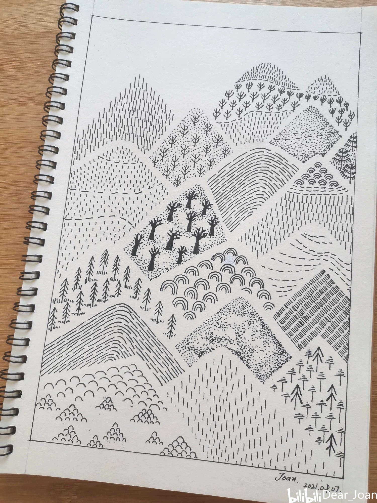 点线面的练习,画面简单丰富有层次,非常有趣的作品.