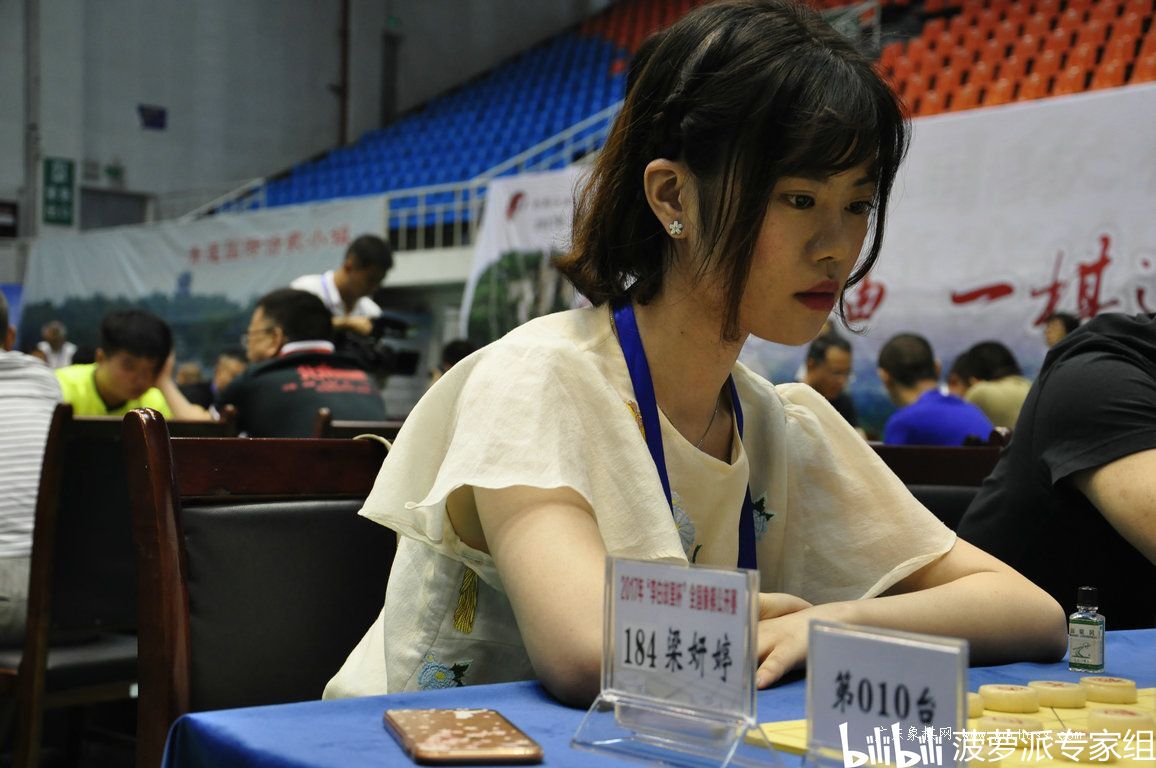 2021中国象棋十大美女美貌与智慧并重妩媚与才华齐飞