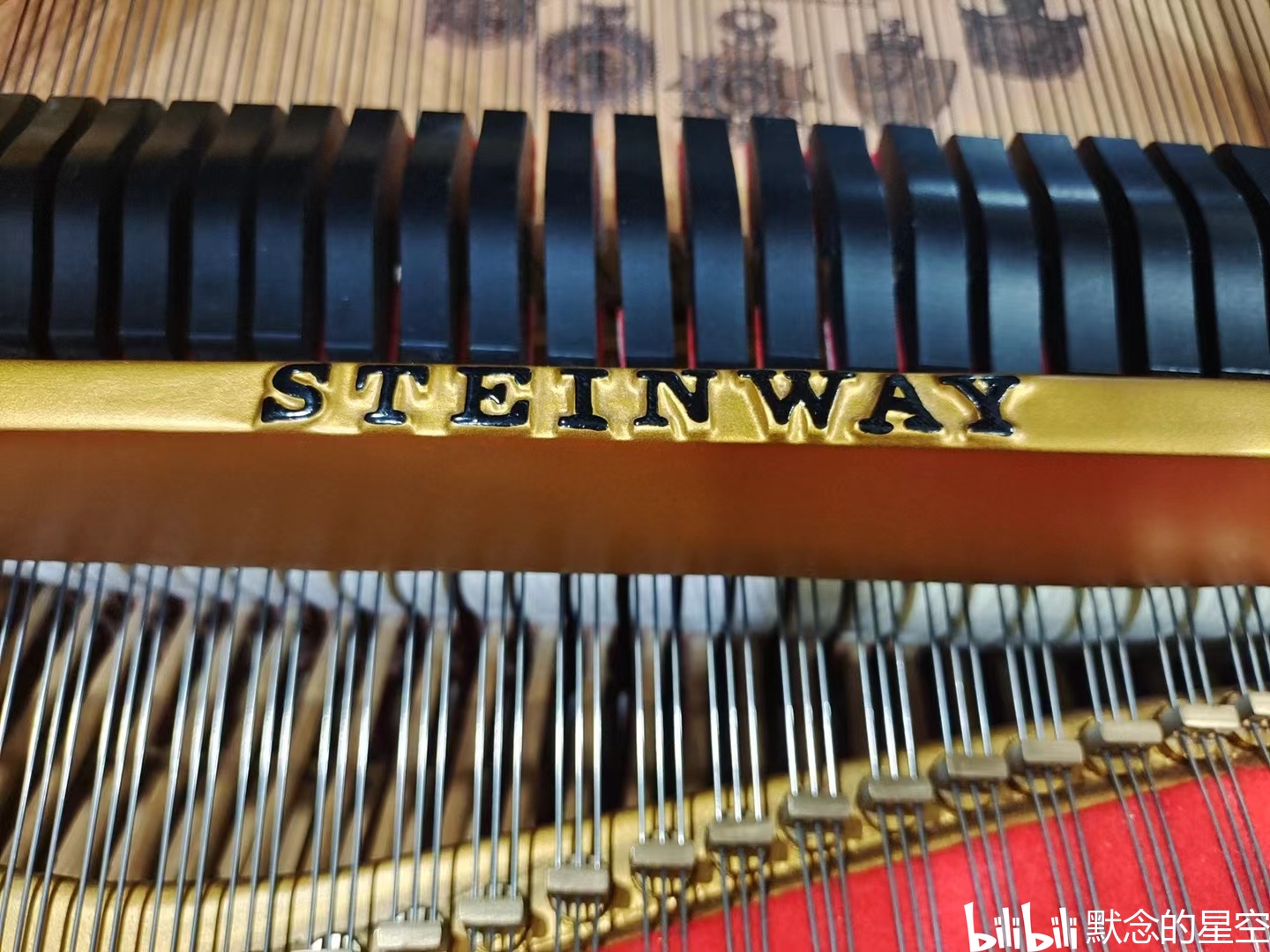 steinway & sons(施坦威),型号:m,尽情发挥,让您就成梦想的钢琴