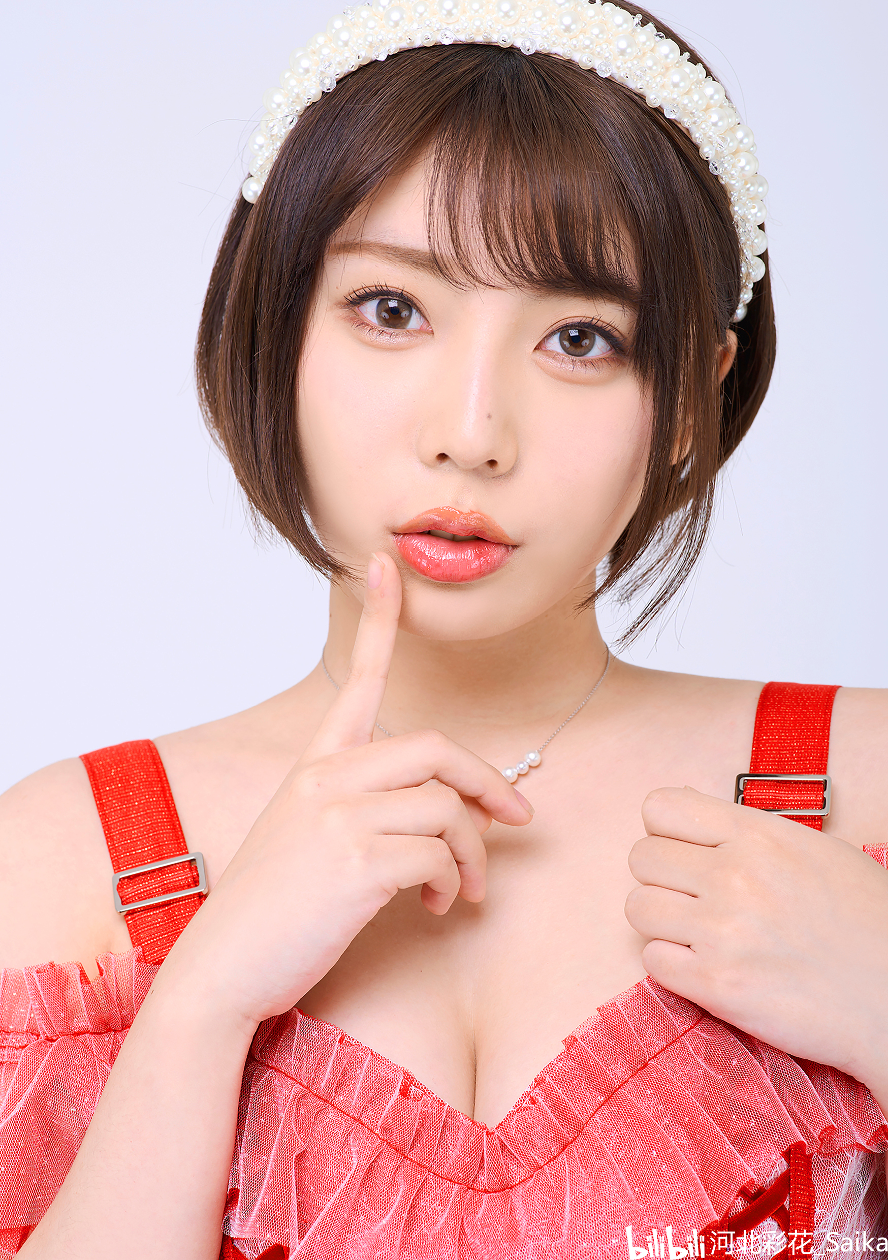 职业模特转行的s1社偶像 安位薰