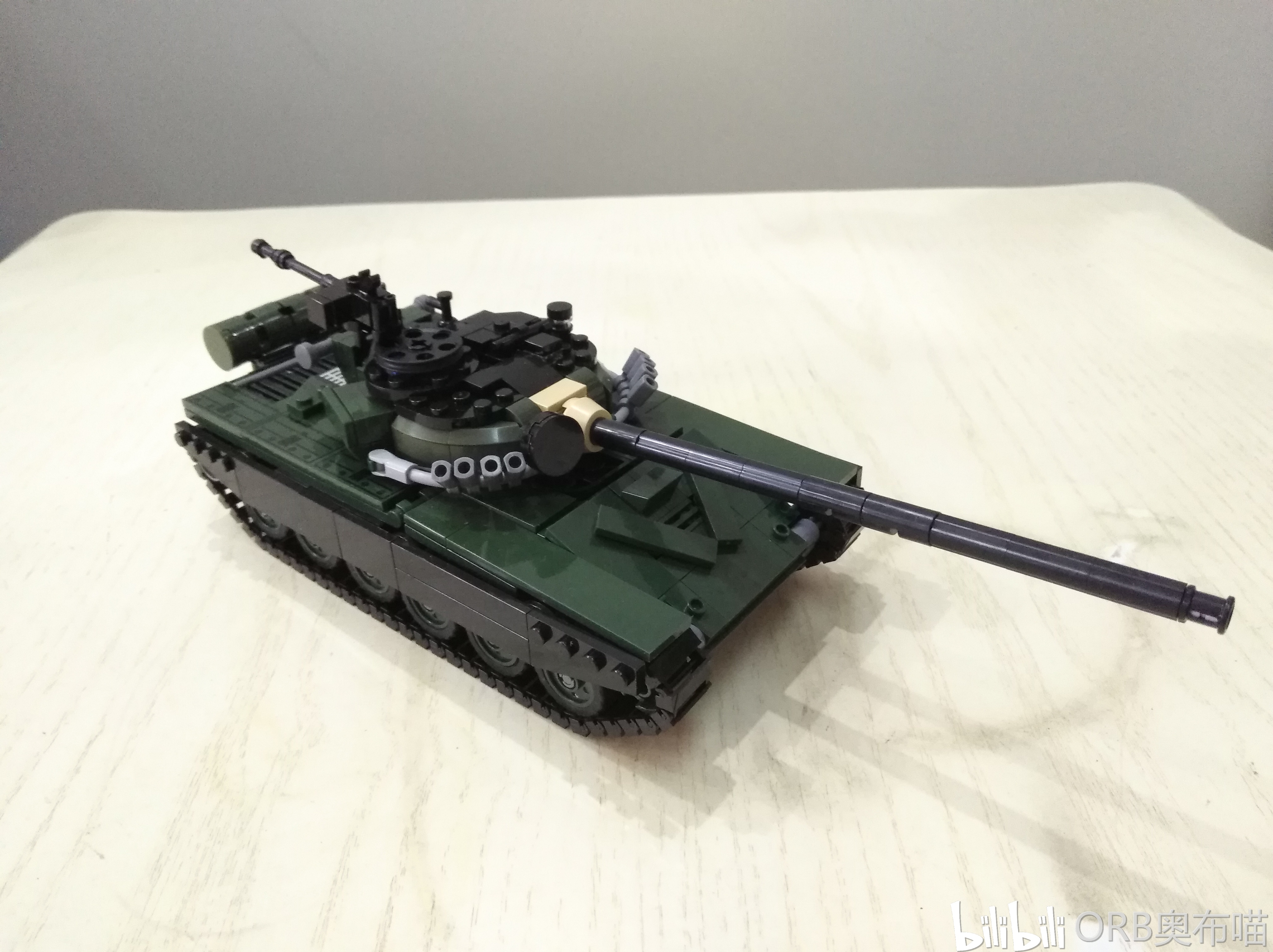 铁甲红流——用乐高还原苏联红军t-72a主战坦克