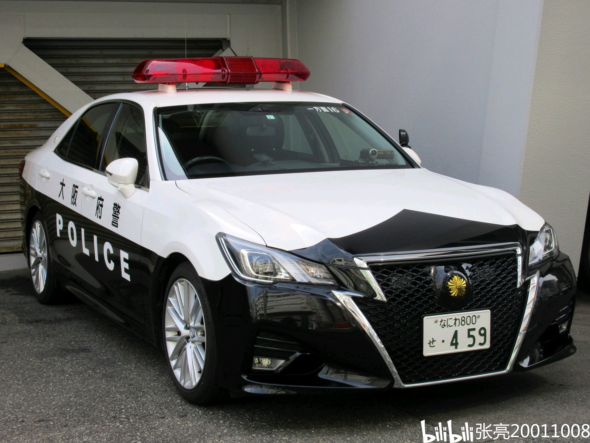 14代皇冠警车图集