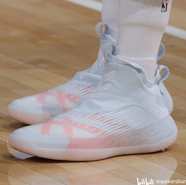每日nba球星上脚球鞋(3月25日)