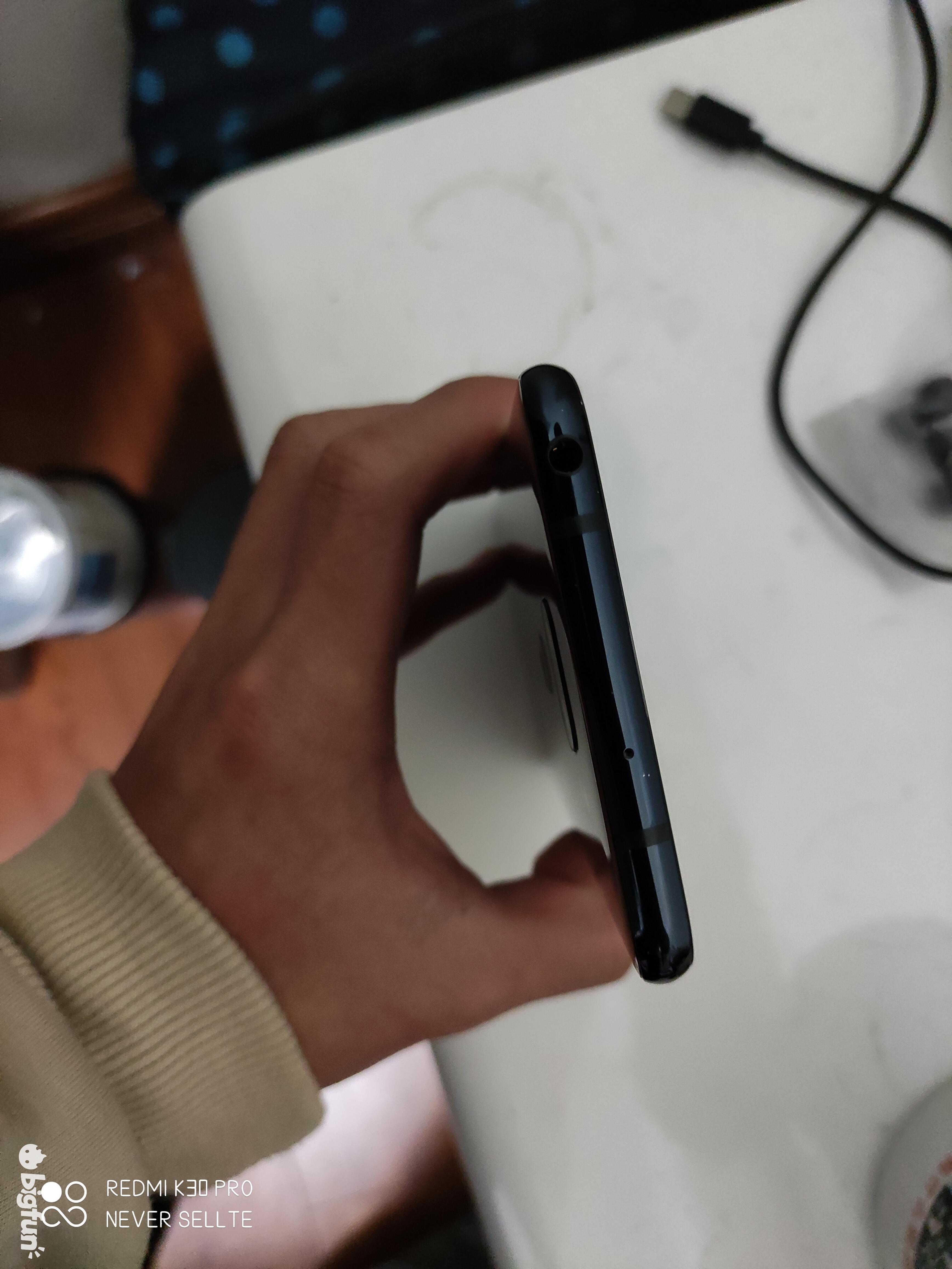 lg v35的扬声器音质在我用过的手机里是非常好的(之前用的荣耀v20和