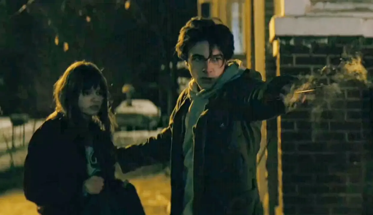 《韦恩》:侠义少年的寻爱之旅