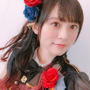 【龙装者】尾碕真花 周刊プレイボーイ新写真集 この脚の长さ规格外