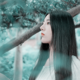 这绝对是你听过最好听的女声版《等你下课》!唱歌的女孩太美了!