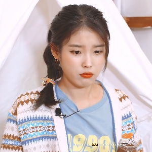 【iu 朴智妍】搂腰图出处2015 sbs歌谣大战散场饭拍