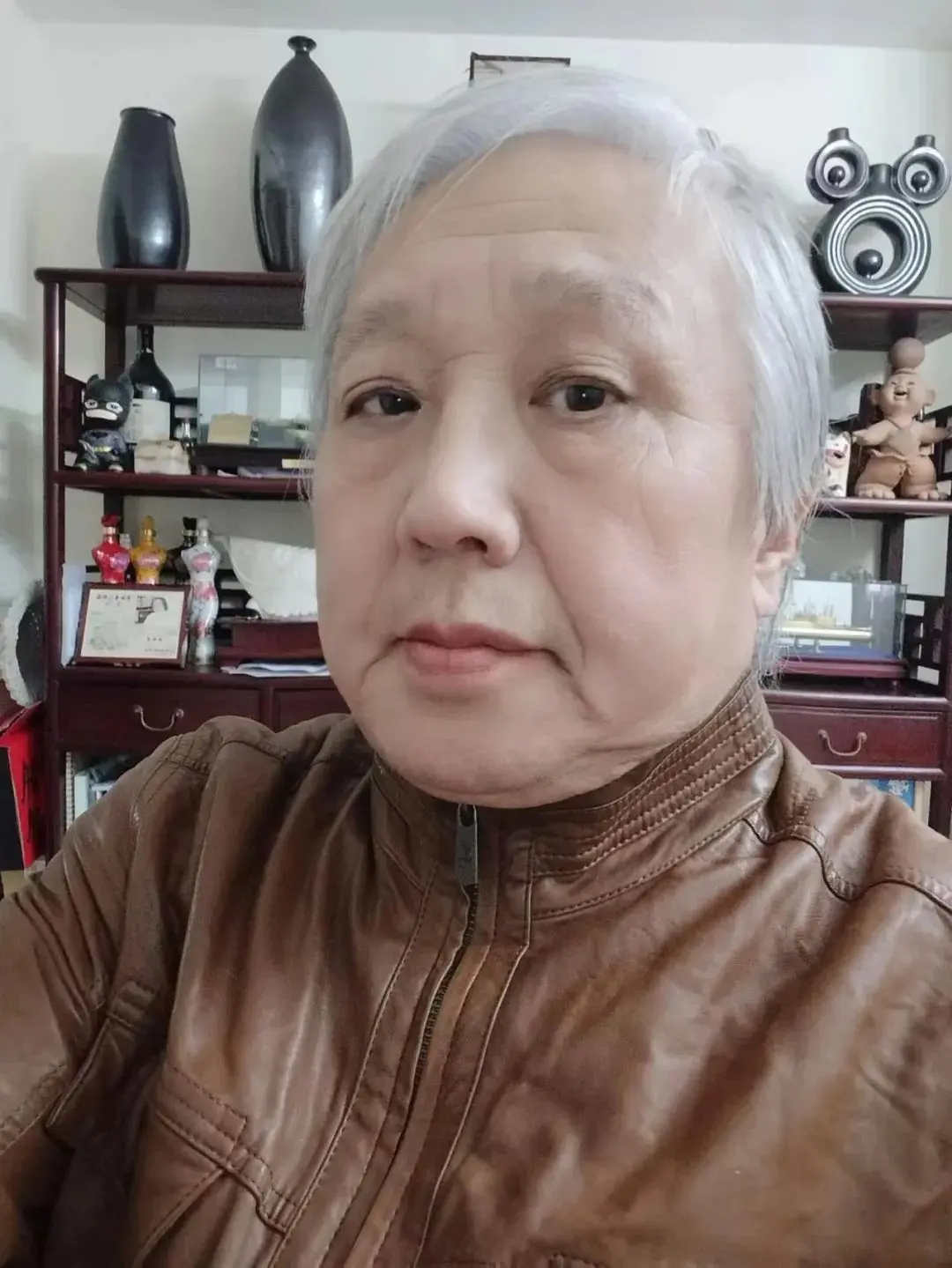 李世安 //龙腾华夏-中国当代百杰艺术家庆龙年、迎新春