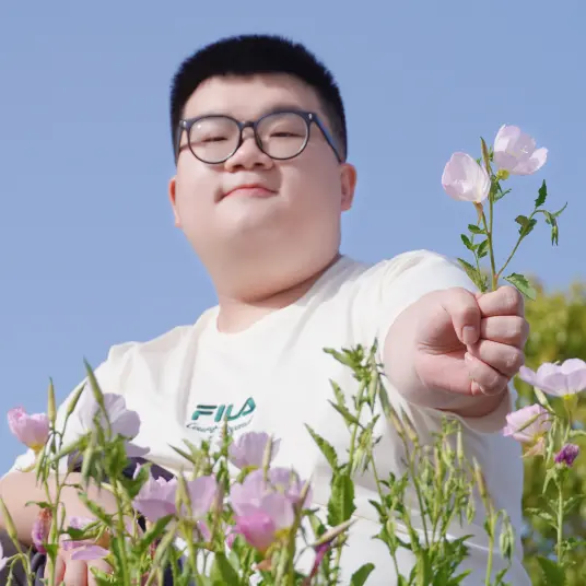 大肚子胖熊