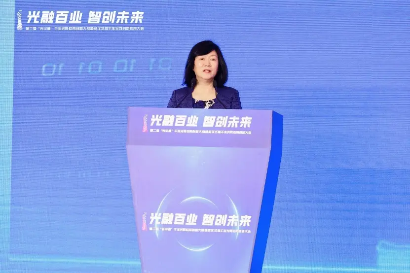 如图片无法显示,请刷新页面