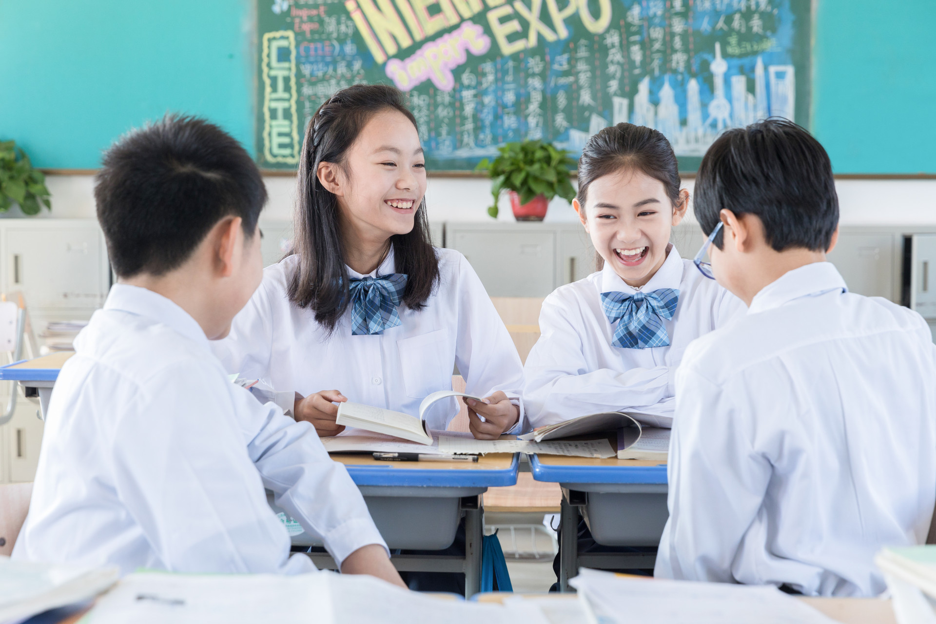 李熙媛在哪个学校 d0e5d4db9ed1fab41cf86cc7e710f324600274352.jpg
