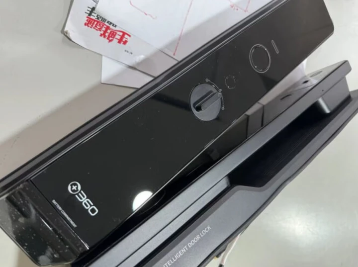 依视路钻晶x6怎么测,依视路钻晶膜岩