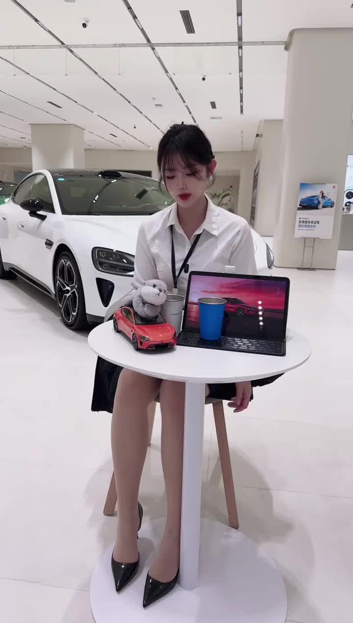 小米汽车_深圳龙岗万科体验店_2026-04-16_22-15-32_000