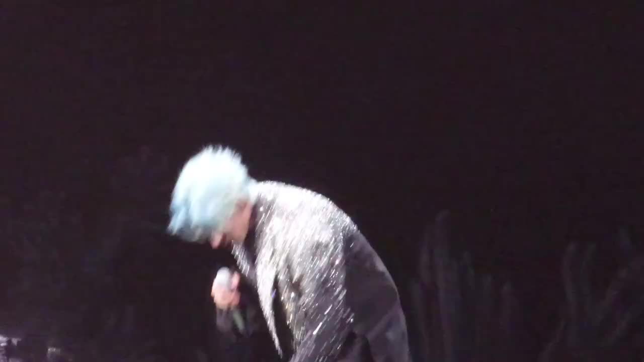 10分钟（新歌介绍+不渝+镜头签+感谢语）