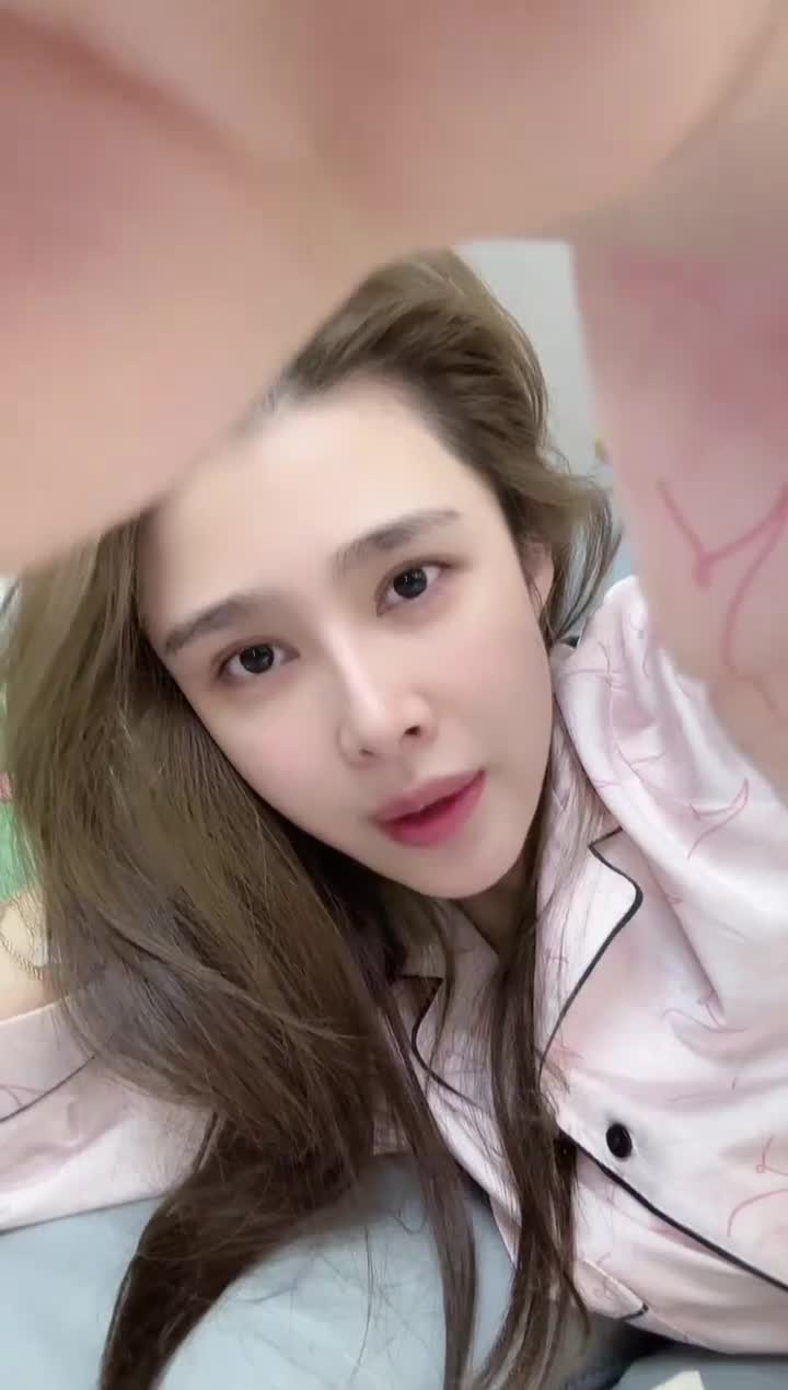 P28-03时48分-果冻cc007正在直播