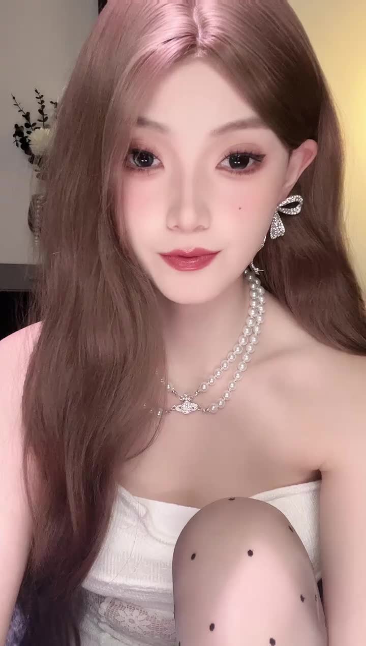 前妻_进来挨打_2025-10-18_20-14-44_000