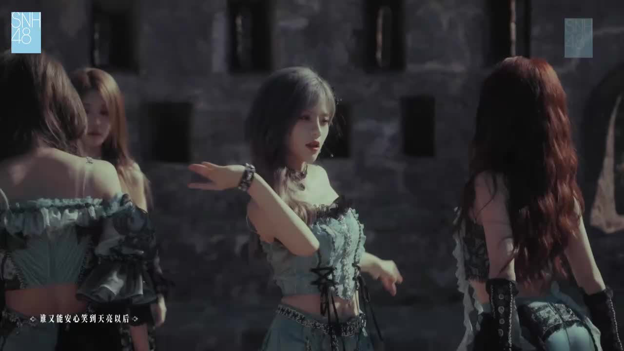 《Sing Together》《手牵手》《FOREVER XL VIII》《步履不停》