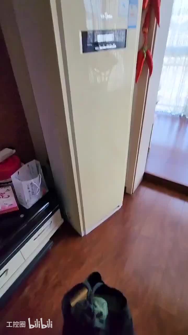 181-美的空调显示E3