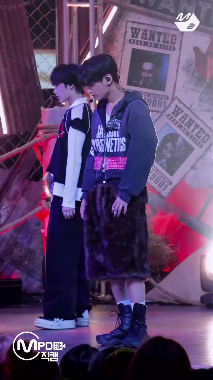 4K 朴综星竖版直拍