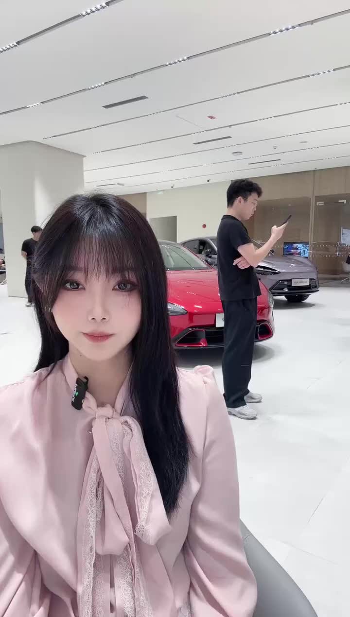 小米汽车_深圳龙岗万科体验店_2026-07-04_17-32-45_000