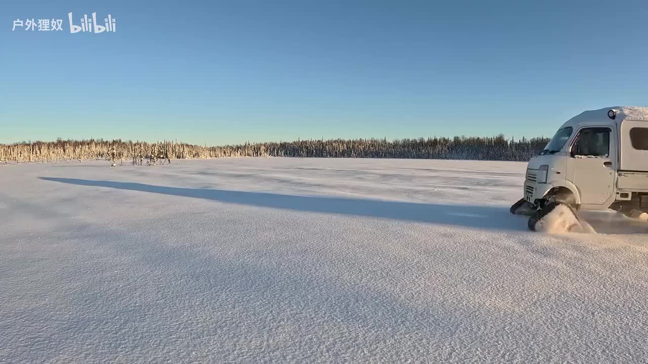 【Outdoor Boys】阿拉斯加冻原三天生存：搭庇护所、兽皮被子、烤牛排！