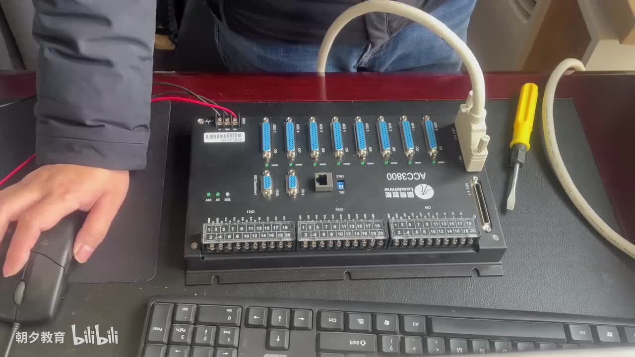 8、基本25帧引脚完成接线盒与步进驱动对接