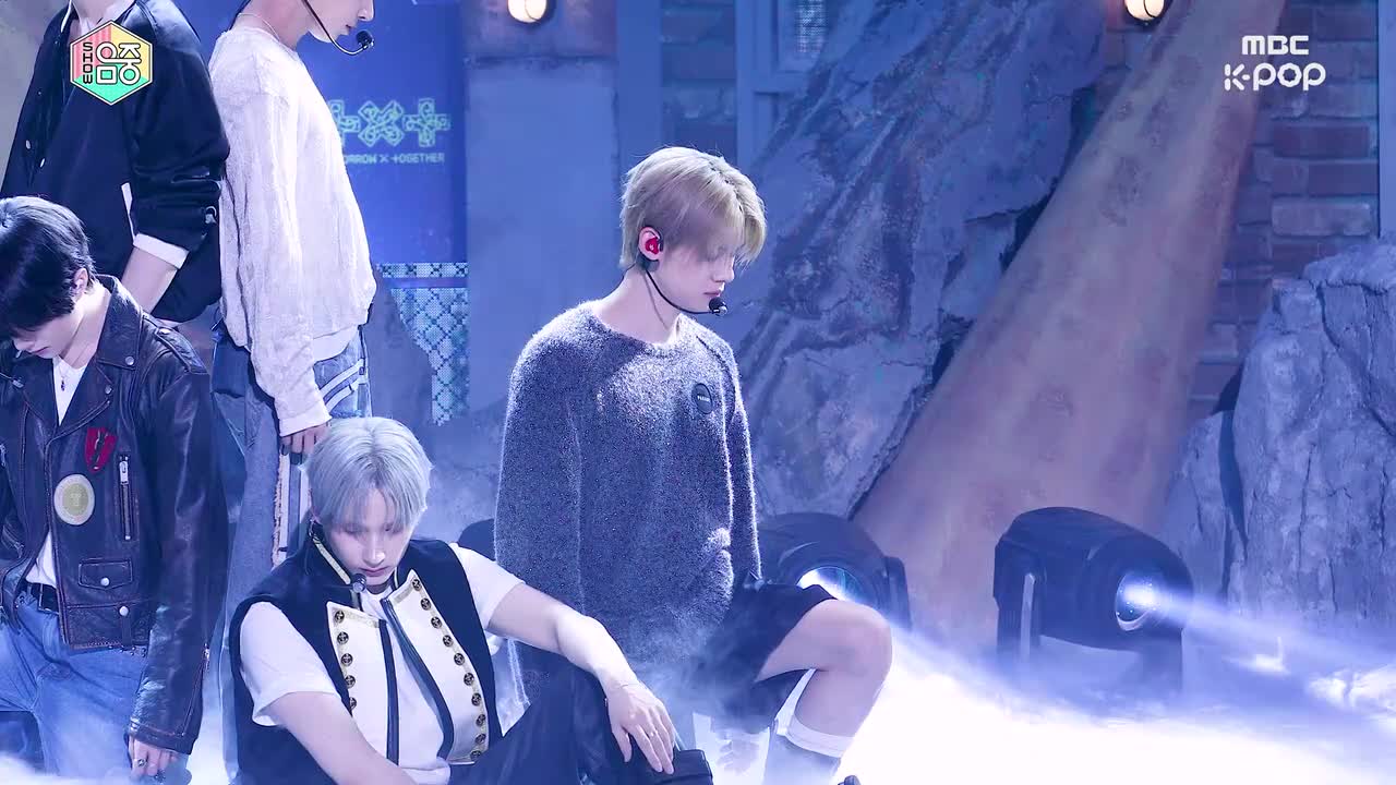 崔然竣 横版直拍