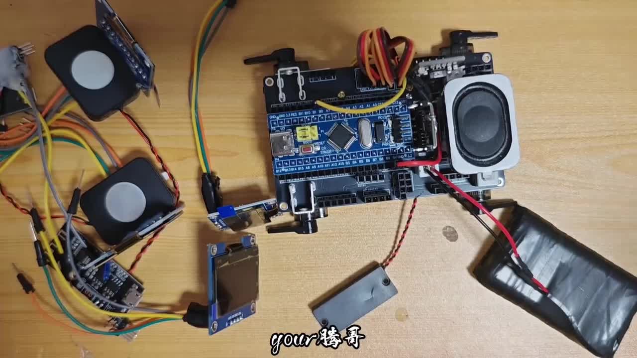 2.9.2 四种不同发货版本屏幕的安装教程