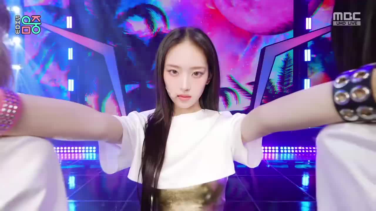 260307 MBC UHD Music Core KiiiKiii - Delulu