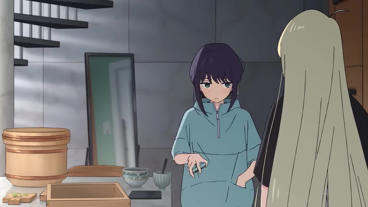 彩叶拿出手机绿幕