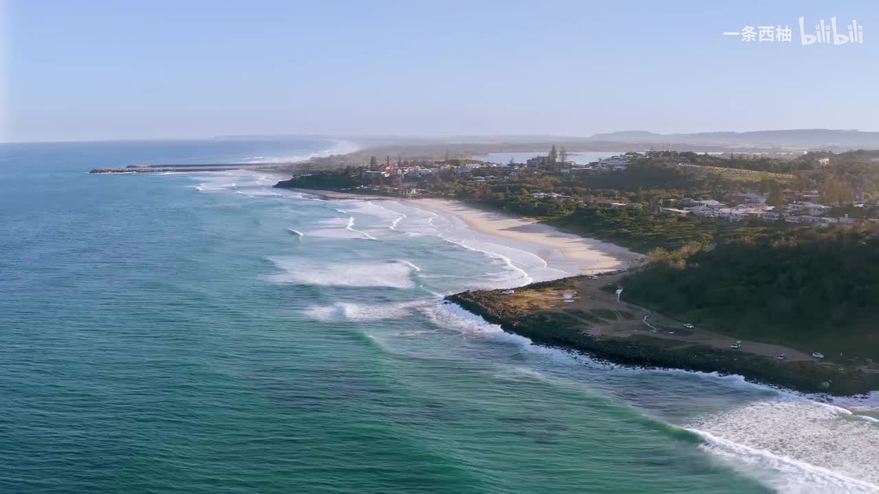 航拍绝美海滩边 (15)