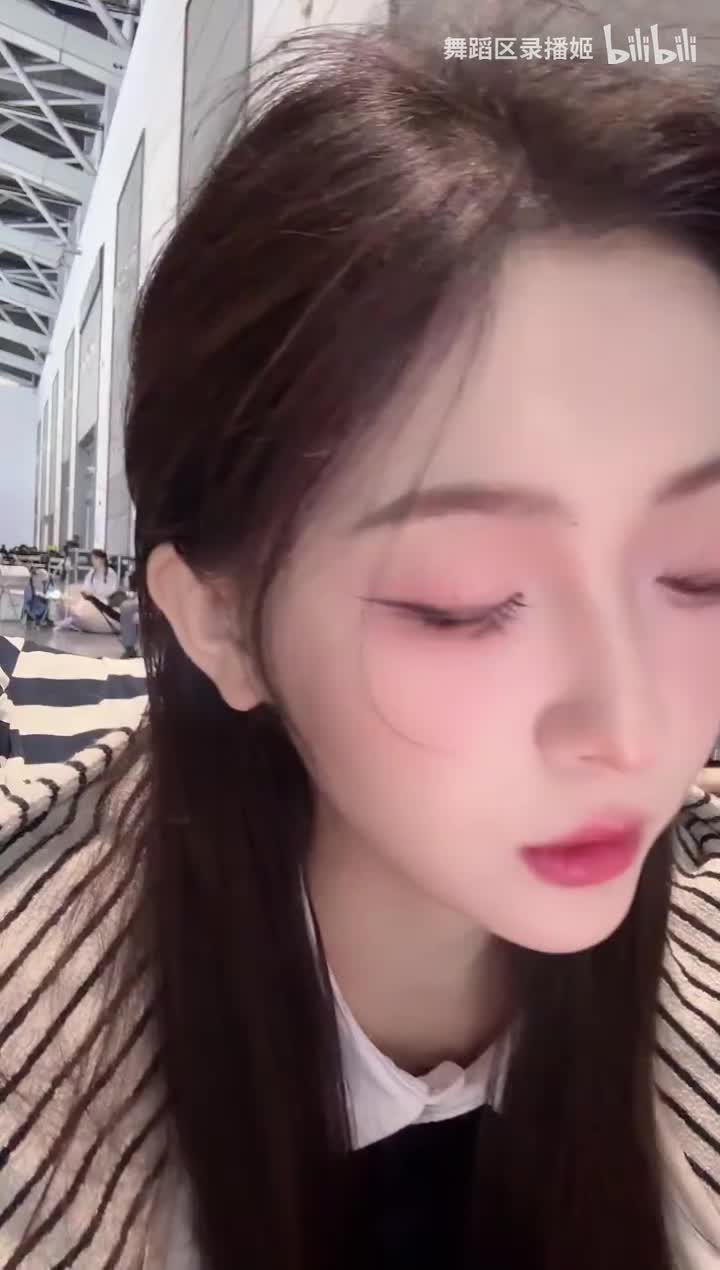 任绵绵_2025-10-06_11-15-14_000