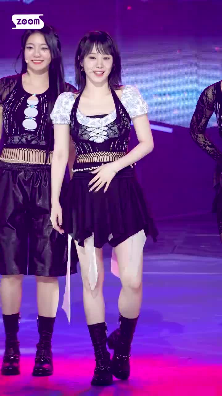 [안방1열 직캠4K] 에버글로우 미아 'ZOMBIE' (EVERGLOW MIA FanCam) @SBS Inkigayo 240616